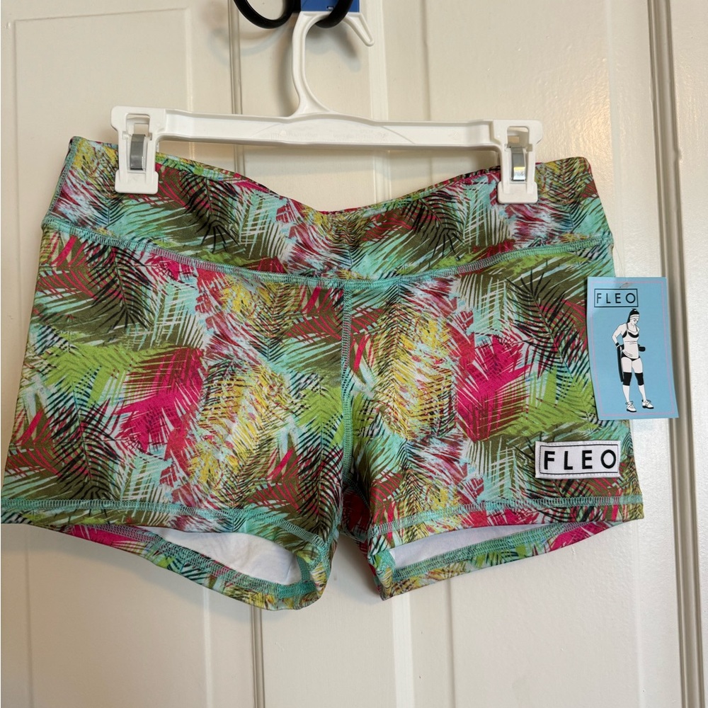 Brand New with tags Fleo Tropical Shorts - Large